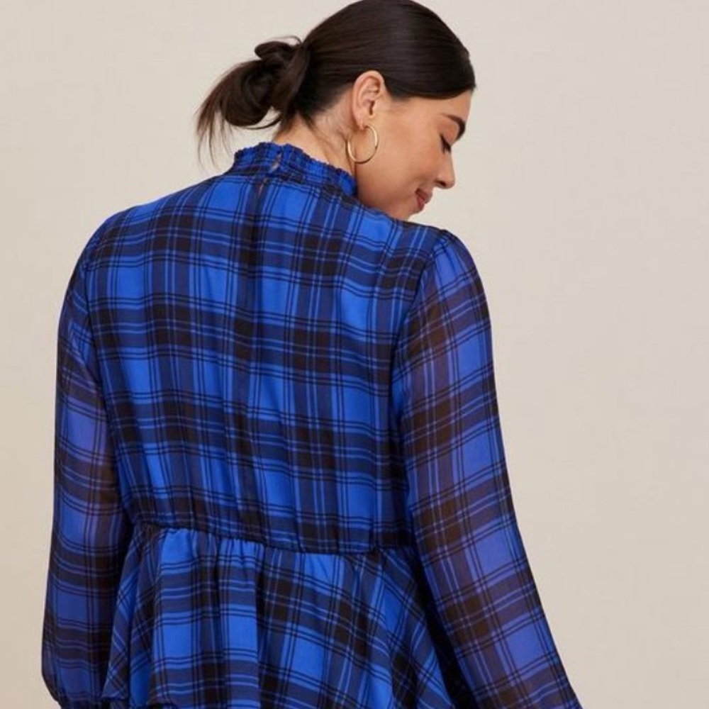 Torrid crinkle top - Picture 4 of 6
